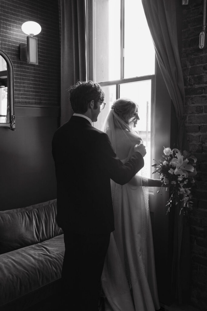 A Bardstown Kentucky Wedding at Bespoke in Bond.