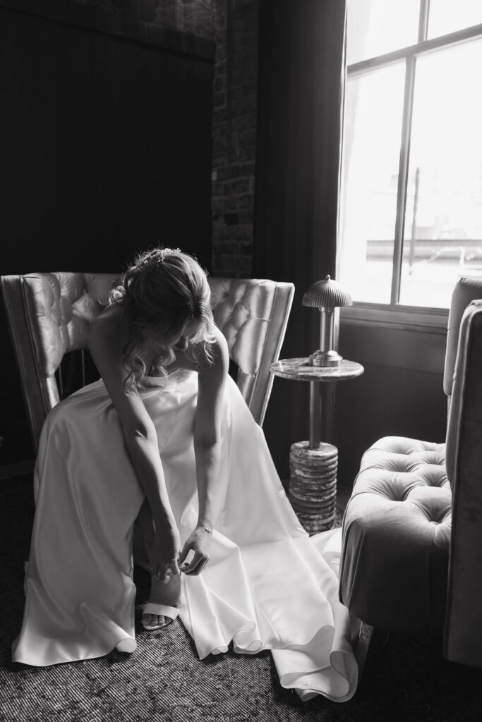 Documentary wedding portraits at Bespoke in Bond in downtown Bardstown.