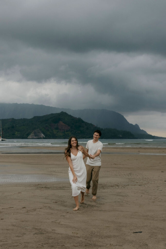 Hawaii engagement photographer capturing a couple on the beach